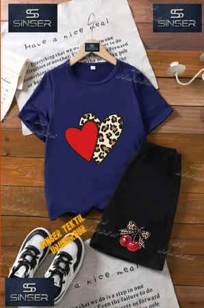 Çocuk UNISEX “KALP 2LI KIRMIZI LEOPAR DESEN“ Özel Baskılı Bisiklet Yaka Tişört - Şort Takım