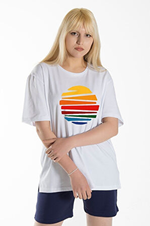 Kalp Baskılı Oversize Tshirt.