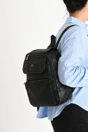Yıkanmış Deri Sırt Çantası Siyah (Model: 571-9-11A)