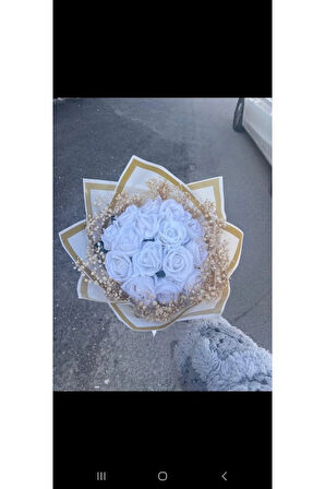 15 li beyaz gül buketi beyazın büyüsü  isteme hediye