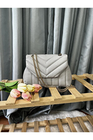 Zincir Askılı Kapitone Çıt Çıt Kapaklı Gri Omuz Çantası