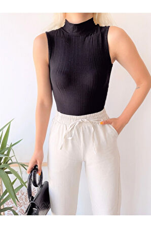 Kadın Siyah Kolsuz Dik Yaka Kaşkorse Viskon Bluz