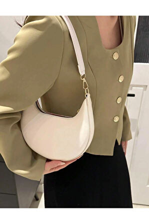 AY DİZAYNLI GÜNLÜK ŞIK TASARIMLI KADIN KOLTUK ALTI BAGET ÇANTA