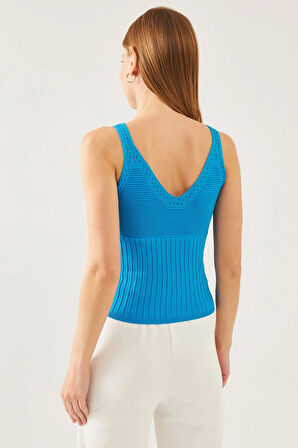 Kadın Mavi Kolsuz Askılı Bel ve Yaka Detaylı Yazlık Atlet Triko Bluz