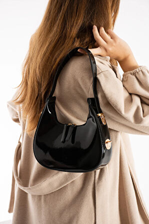 Siyah cerry rugan parlak el ve omuz çantası