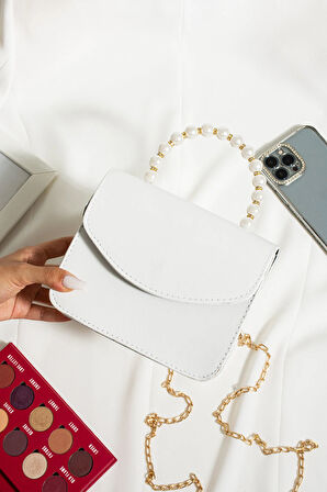 El ve omuz çantası inci boncuklu