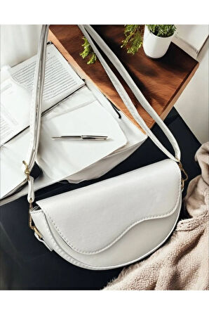 Kadınlar İçin Kapaklı, Mıknatıs Kapatmalı, Çok Yönlü Omuz ve El Çantası ile Şık Yeni Çapraz Çanta