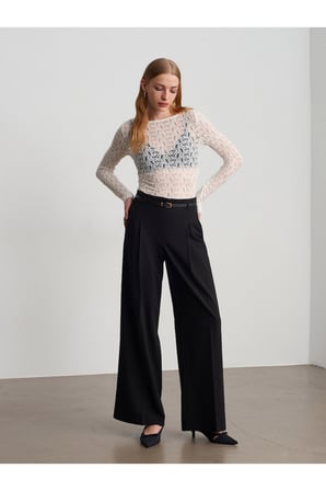 32763 Kayık Yaka Dantel Top