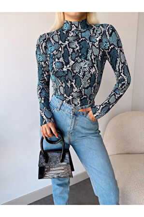Kadın Mavi Desenli Dik Yaka Uzun Kol Viskon Bluz