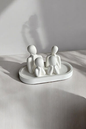 Dörtlü Aile Dekoratif Obje Biblo (8 cm-7 cm-6 cm) Beyaz-Tabaklı