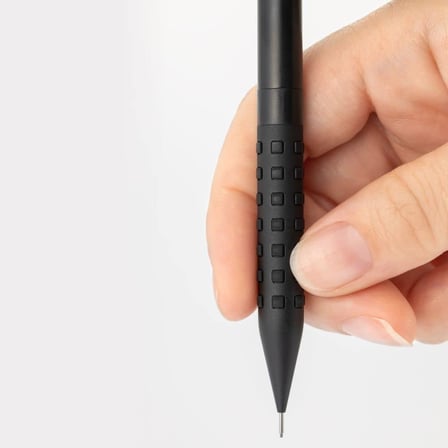 Pentel Smash Teknik Çizim Ve Yazı İçin Mekanik Kurşun Kalem, 0.5 Mm, Mat Siyah, Orijinal Kutusunda