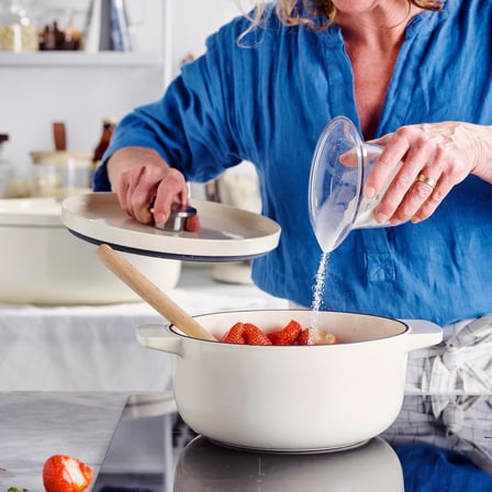 Kitchenaid Cast Iron 26 Cm/5,2 L Kapaklı Tencere, Yüksek Kaliteli, Sağlam Ve Uzun Ömürlü, Kızartma, 