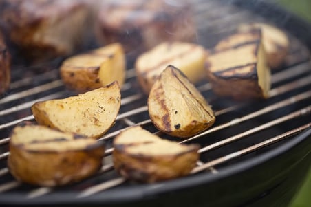 Weber Smokey Joe Premium Kömür Mangalı, Ø 37 Cm Izgara Yüzeyi, Taşınabilir Barbekü Mangalı, Pratik T