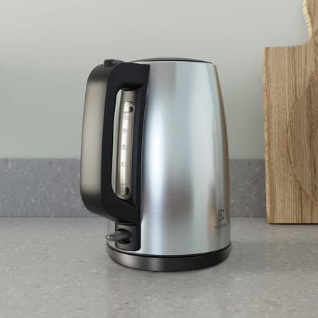 Electrolux E3K1-3St Create 3 Kettle | 1.7L Paslanmaz Çelik Su Isıtıcı, Otomatik Kapanma, 360° Kablos