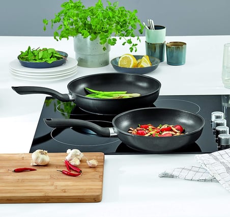 Fissler Cenit 2 Parça Tava Seti ( 045-301-02-100 Or 0 ), Yapışmaz Kaplamalı Alüminyum Tava - Indüksi