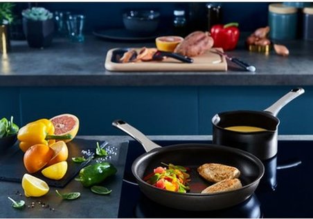 Tefal Excellence 6X İndüksiyon Tabanlı Tava - 30 Cm