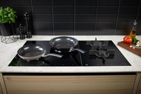 Fissler Tava Seti 2 Parçalı 24 + 28 Cm Essential Black – Alüminyum Tava, Kaplamalı, Seramik, İndüksi