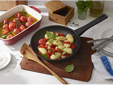 Zwilling Madura Plus Duraslide Yapışmaz Granit Kaplama Kızartma Tavası, Granit Ve Alüminyum, Siyah