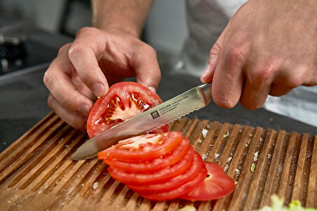 Zwilling Four Star Çok Amaçlı Bıçak, Paslanmaz Çelik, Siyah