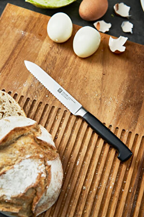 Zwilling Four Star Çok Amaçlı Bıçak, Paslanmaz Çelik, Siyah
