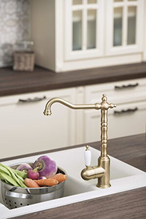 Artema Verona A4215433 Eviye Bataryası, 265 Mm Yükseklik, 12 Litre/Dk Akış Hızı, Saten Altın