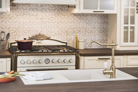 Artema Verona A4215433 Eviye Bataryası, 265 Mm Yükseklik, 12 Litre/Dk Akış Hızı, Saten Altın