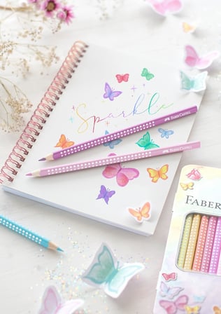 Faber-Castell Parlak Pastel Renkler Kuru Boya Kalemi, 12’Li, Ergonomik Üçgen Gövde, Özel Kelebek Tas