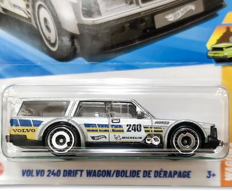 Hot Wheels Volvo 240 Drift Wagon (Jbb40) – Vagons Familiales Serie 3/5, 1:64 Model Araba, Volvo & Mi