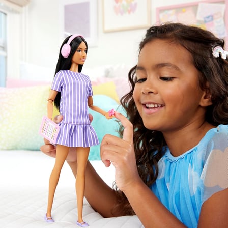 Barbie Büyüleyici Parti Bebekleri Fashionistas Mor Çizgili Elbise Otizm Jjn58