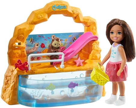 Barbie Ghv75 Chelsea Oyuncak Bebek Ve Akvaryumlu Oyun Seti, Yakl. 15 Cm, Yakıcı, Aksesuarlı