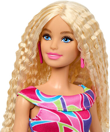 Barbie Fashionistas Doll #223 Sarışın Dalgalı Saçlı, Tamamen Saçtan Esinlenen Elbise Ve Aksesuarlar,