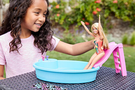 Barbie Ve Havuzu Oyun Seti, 3 Yaş Ve Üzeri, Ghl91
