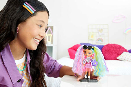 Barbie Extra Mini Bebekler Papatya Elbiseli