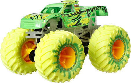 Hot Wheels Monster Trucks Karanlıkta Parlayan Araçlar Paketi, 3 Yaş Ve Üzeri, Hcb57
