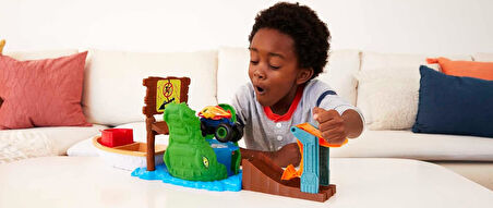 Hot Wheels Monster Trucks Renk Değiştiren Araçlar Timsahtan Kaçış Oyun Seti, 4 Yaş Ve Üzeri, Hgv14