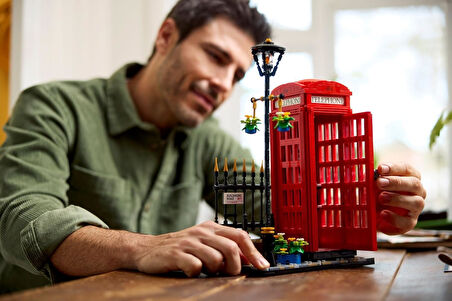 Lego Ideas 21347 Red London Telephone Box