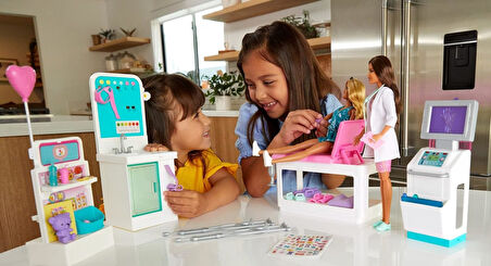 Barbie'Nin Klinik Oyun Seti, 4 Yaş Ve Üzeri, Gtn61