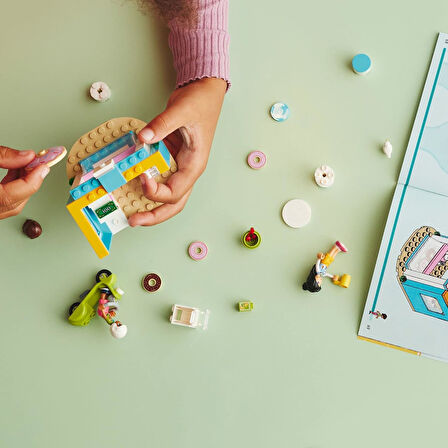 Lego® Friends Donut Dükkanı 41723-4 Yaş Ve Üzeri Çocuklar Için Liann Ve Leo Mini Bebekleri İçeren Oy