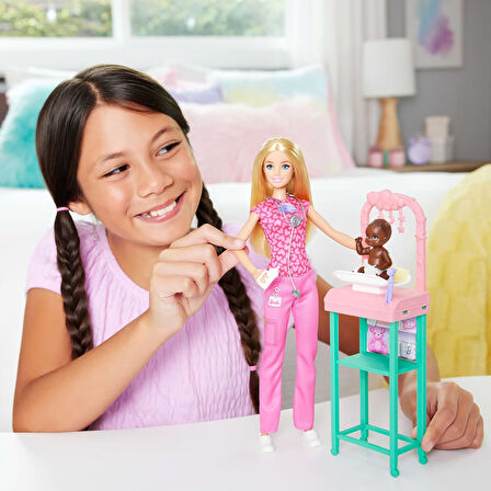 Barbie Kariyer Bebeği Bebek Doktoru Jcr72