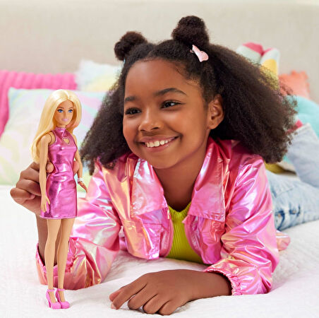 Barbie® Büyüleyici Parti Bebekleri - Pembe Metalik Elbiseli Sarışın, 3Y+, Hyt88