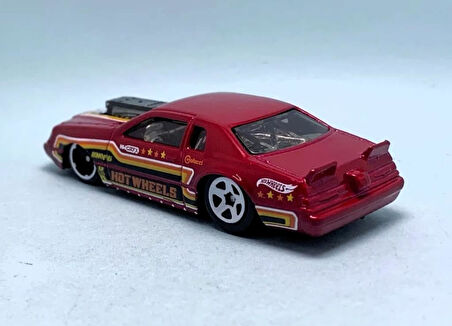 Hot Wheels Tekli Arabalar 86 Ford Thunderbird Pro Stock Hkk03