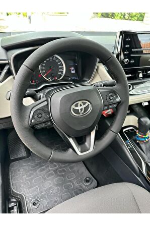 TOYOTA COROLLA (2019-2022) Uyumlu  ARACA ÖZEL DİKMELİ DİREKSİYON KILIFI