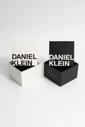 Kesme Camlı 33 mm Altın Sarısı Şık Kadın Kol Saati, Zirkon Taşlı Bileklik Hediyeli