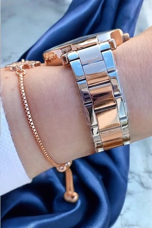 Kesme Camlı 33 mm Rose Gold/Metalik Şık Kadın Kol Saati, Zirkon Taşlı Bileklik Hediyeli