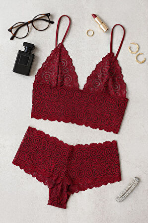 Kadın Bordo Dantel Bralet Şort Takımı – Asil Ve Sofistike İç Giyim