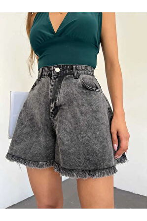 Geniş Paça Püsküllü Denim Kadın Mini Şort