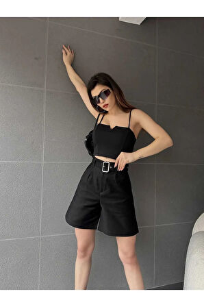 Kuş Gözü Kemerli Geniş Paçalı Mom Kadın Şort