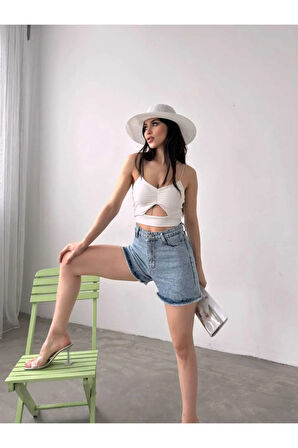 Paçası Püsküllü Kadın Kot Şort