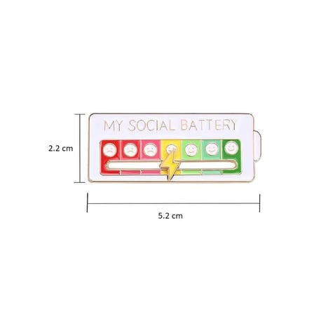 My Social Battery Hareketli Rozet Pin Broş Beyaz