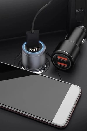 Premium Torima C2 Siyah Çakmaklık Şarj Aleti Soketi Mobil Seyahat Telefon